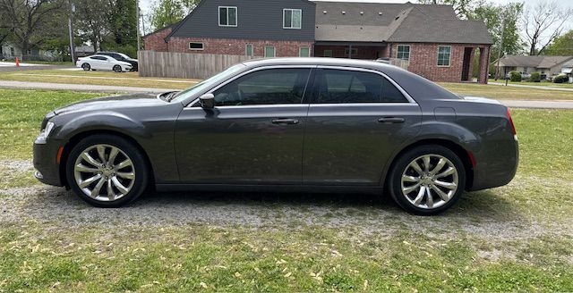Chrysler 300 Limited RWD 2017