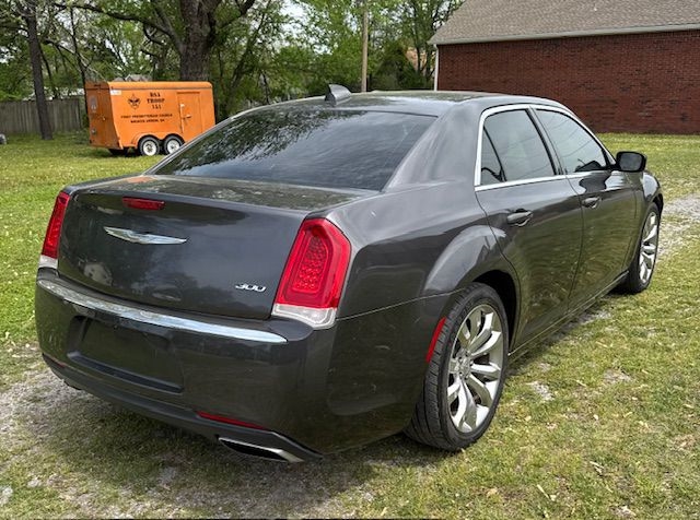 Chrysler 300 Limited RWD 2017