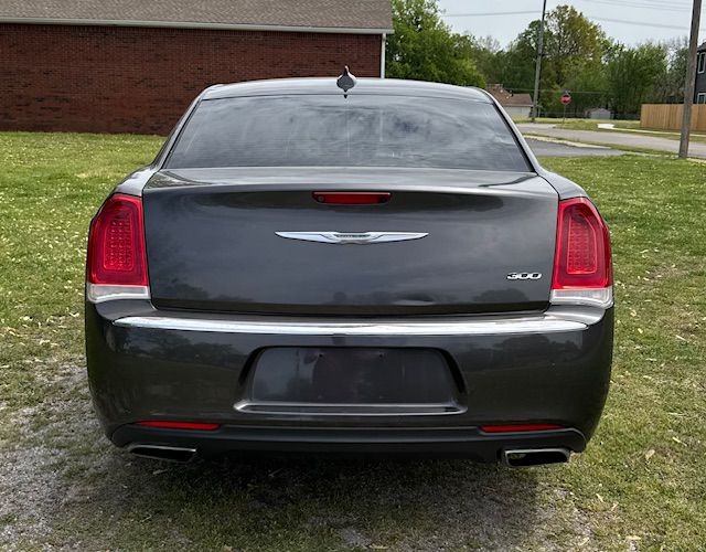 Chrysler 300 Limited RWD 2017
