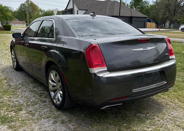 Chrysler 300 Limited RWD 2017
