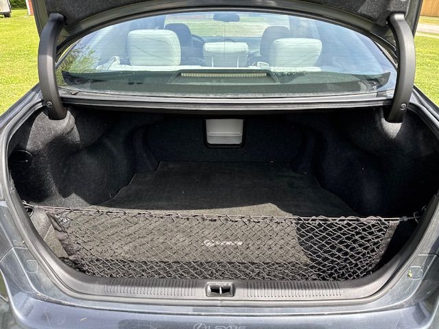 Lexus ES 350 Sedan 2011