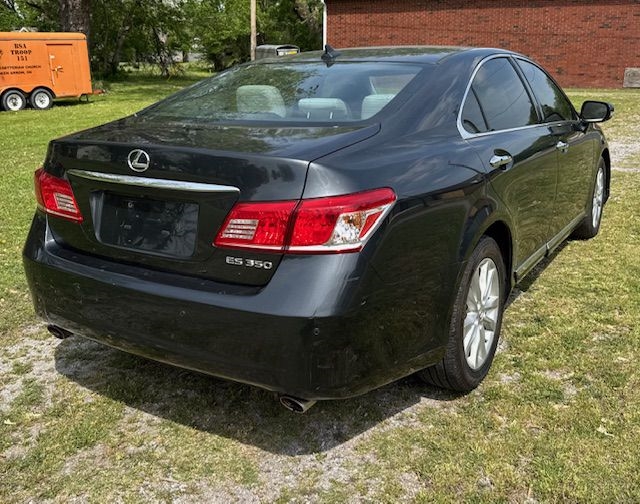 Lexus ES 350 Sedan 2011