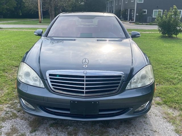 Mercedes-Benz S-Class S550 2007