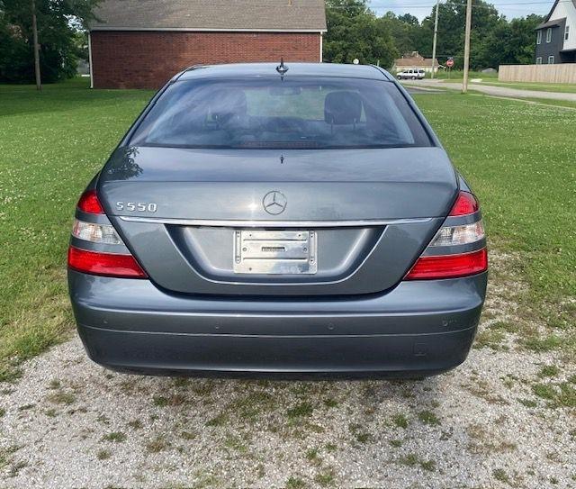 Mercedes-Benz S-Class S550 2007