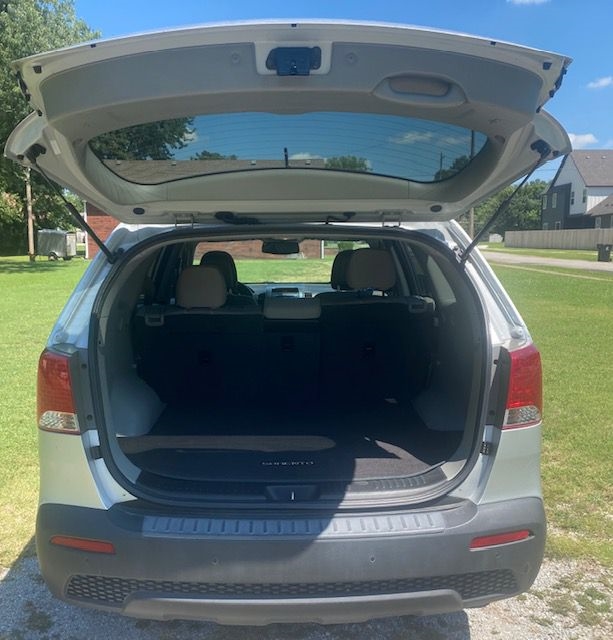 Kia Sorento LX 2WD 2012