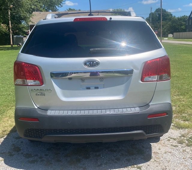 Kia Sorento LX 2WD 2012