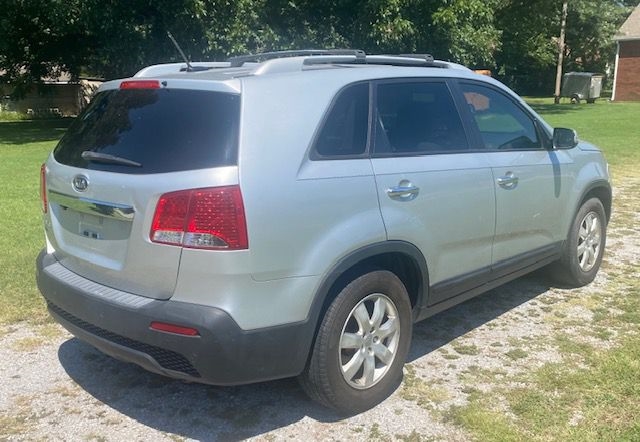 Kia Sorento LX 2WD 2012