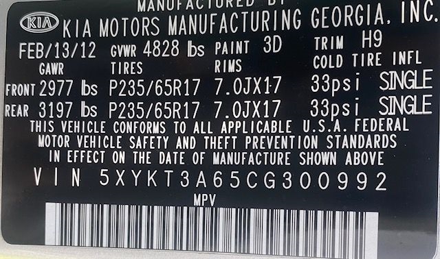 Kia Sorento LX 2WD 2012