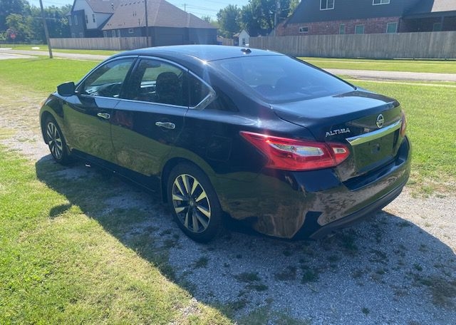Nissan Altima 2.5 SV 2017