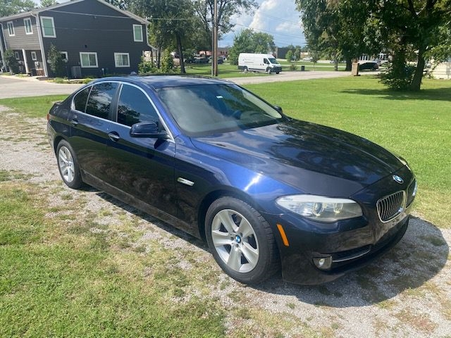 2013 BMW 5-Series 528i