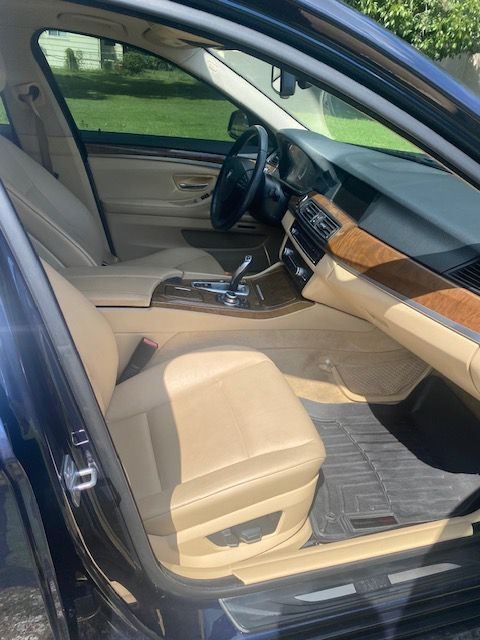 BMW 5-Series 528i 2013