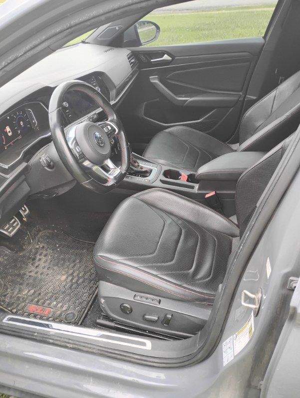 Volkswagen Jetta GLI S 7A 2019