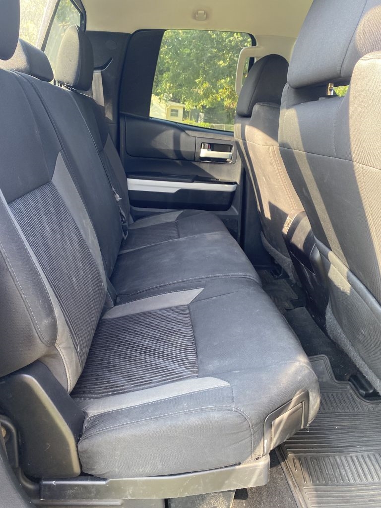 Toyota Tundra SR5 5.7L V8 Double Cab 4WD 2015