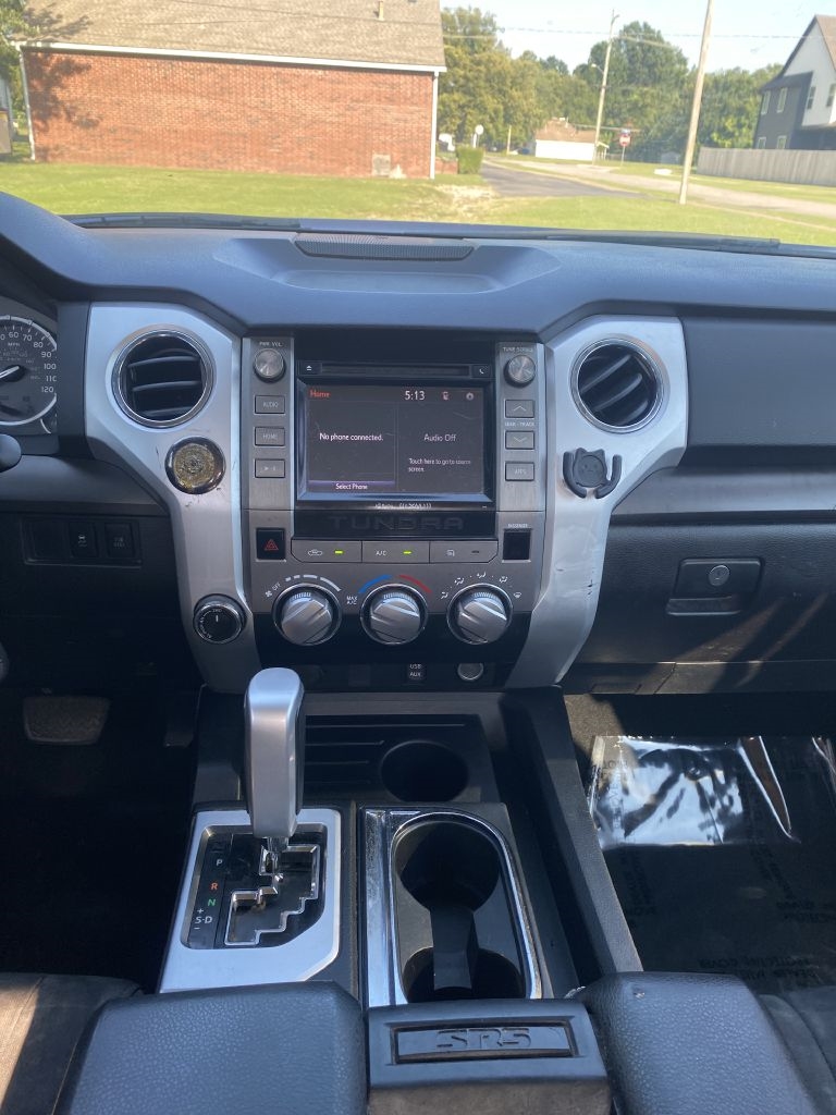 Toyota Tundra SR5 5.7L V8 Double Cab 4WD 2015