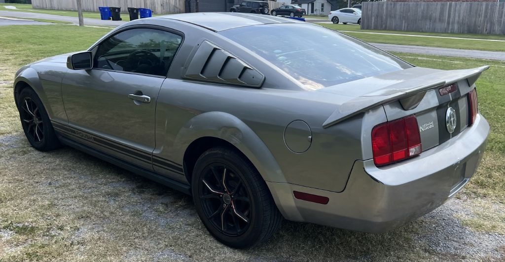 Ford Mustang V6 Premium Coupe 2008
