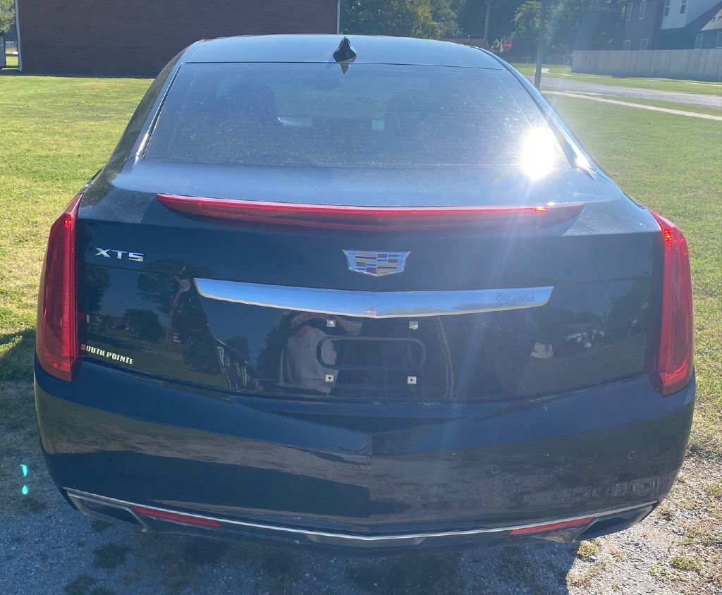 Cadillac XTS Luxury FWD 2016