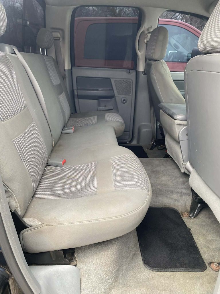 Dodge Ram 2500 ST Quad Cab 2WD 2006