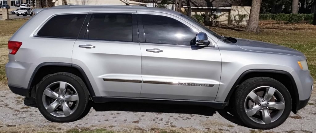 Jeep Grand Cherokee Limited 4WD 2012