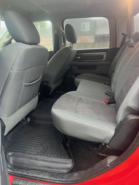 RAM 1500 SLT Crew Cab SWB 4WD 2017