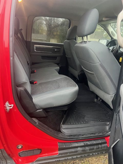 RAM 1500 SLT Crew Cab SWB 4WD 2017