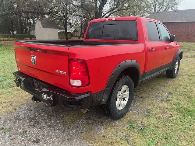 RAM 1500 SLT Crew Cab SWB 4WD 2017