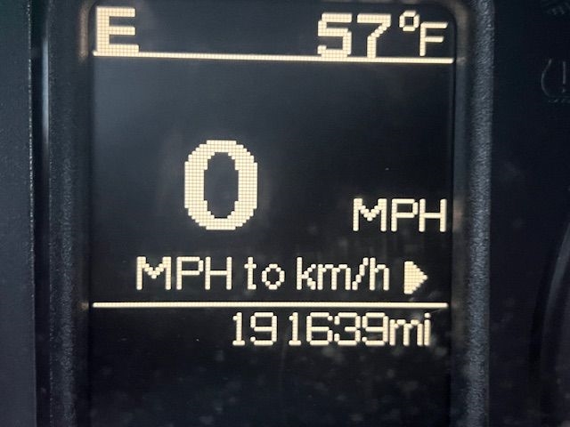 RAM 1500 SLT Crew Cab SWB 4WD 2017