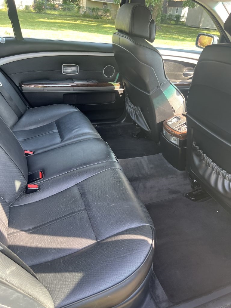 BMW 7-Series 750Li 2006