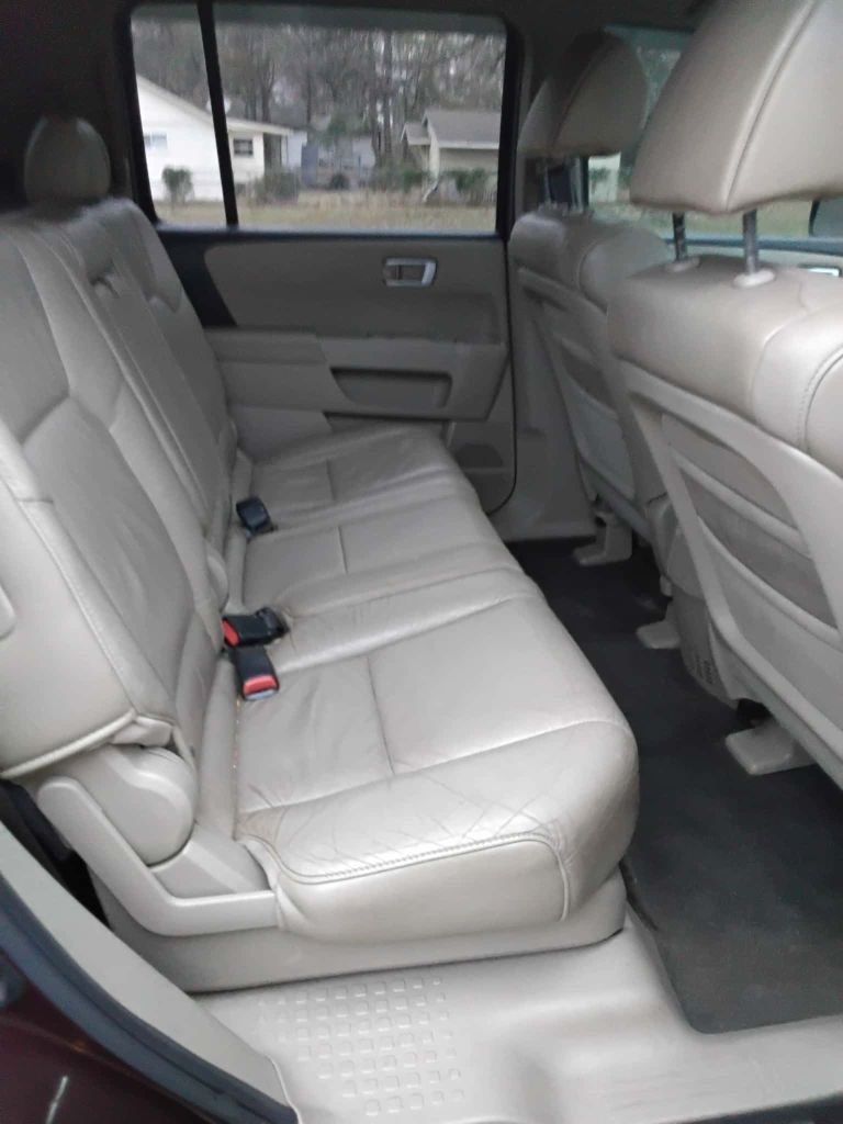 Honda Pilot EX-L 4WD 5-Spd AT 2011