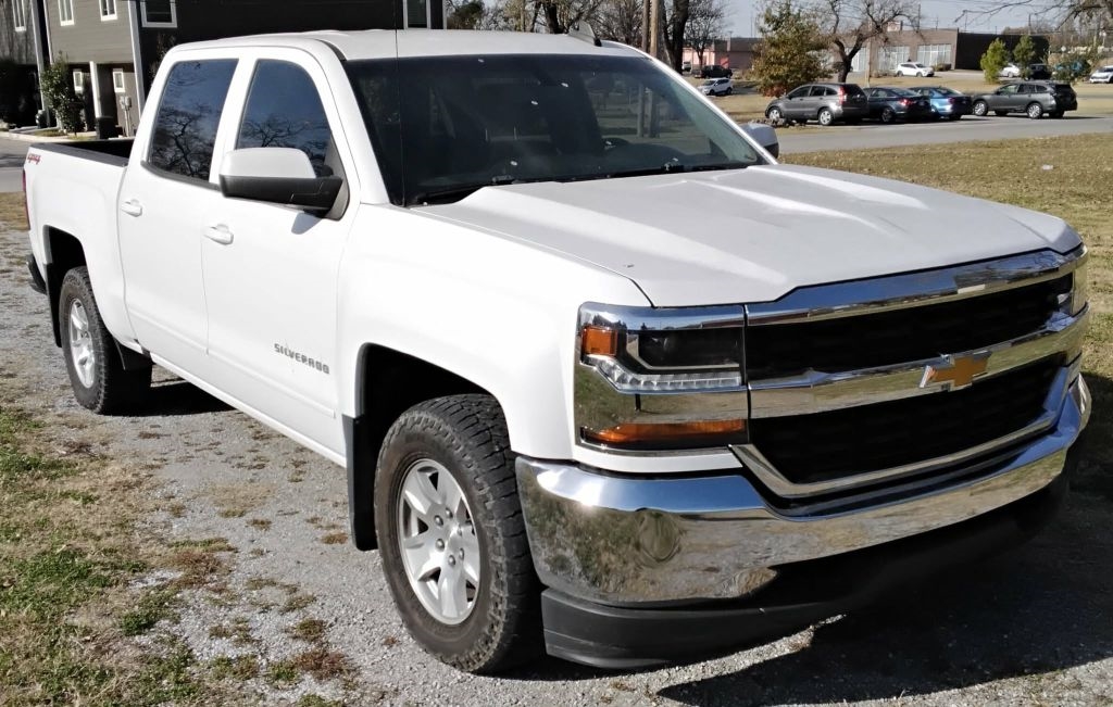 2018 Chevrolet Silverado 1500 LT Crew Cab 4WD