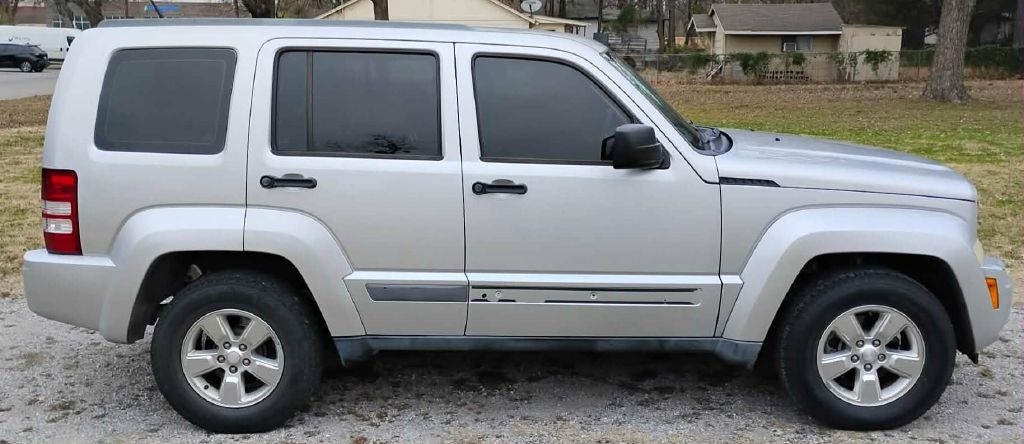 2012 Jeep Liberty Sport's photo