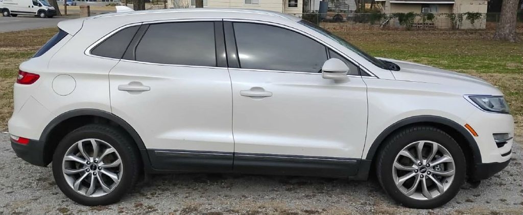 2016 Lincoln MKC Select's photo