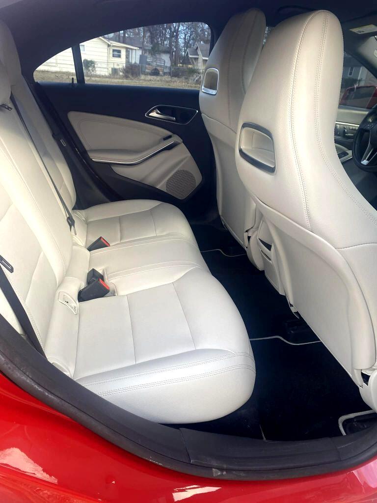 Mercedes-Benz CLA-Class CLA250 2014