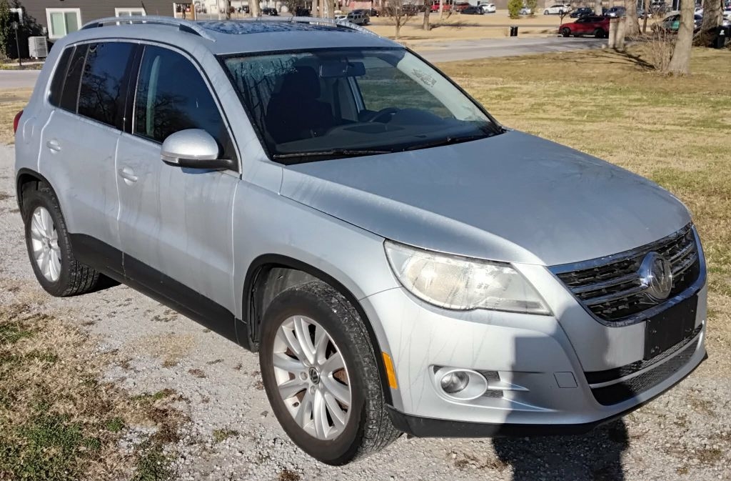 Volkswagen Tiguan SE 2009