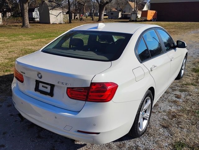 BMW 3-Series 328i xDrive Sedan 2014