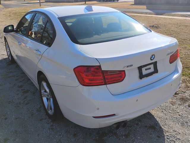 BMW 3-Series 328i xDrive Sedan 2014