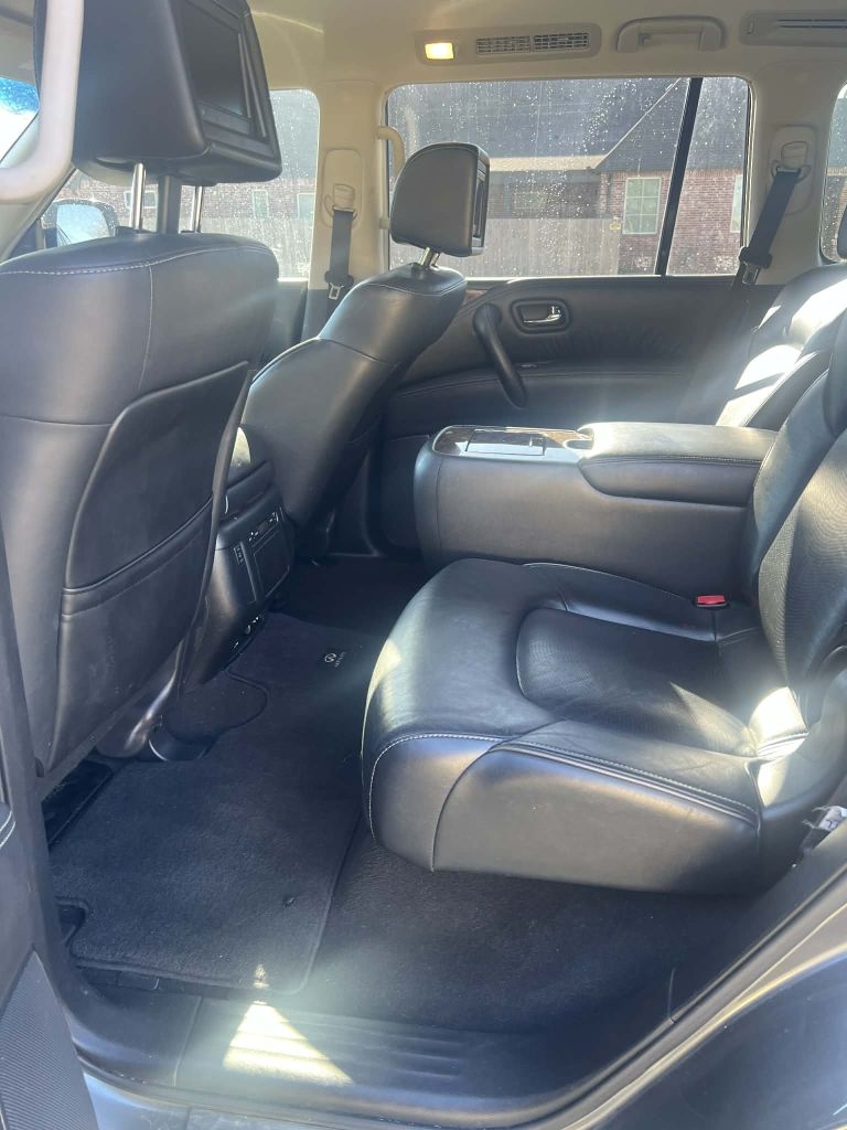 Infiniti QX80 4WD 2015