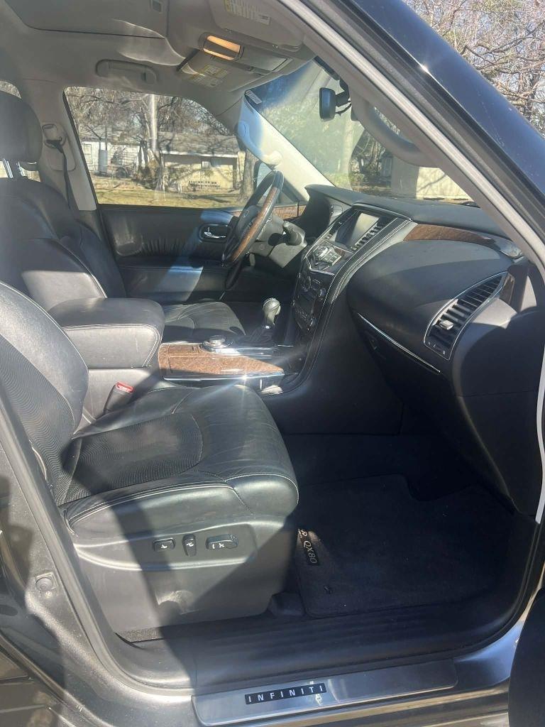 Infiniti QX80 4WD 2015