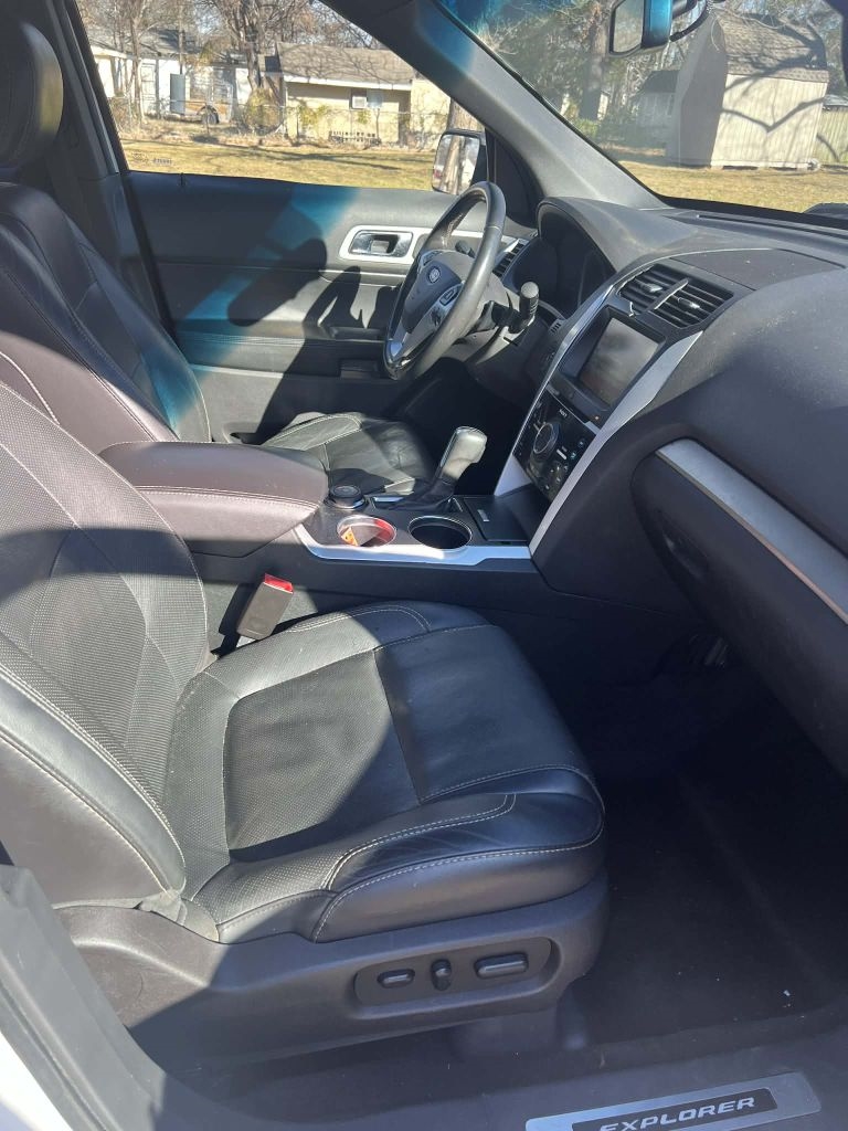 Ford Explorer Sport 4WD 2014