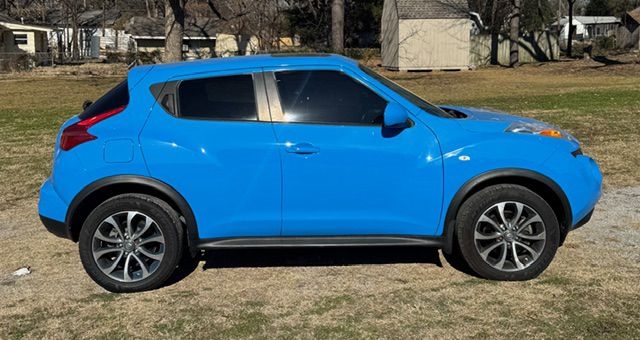 Nissan Juke S FWD 2011