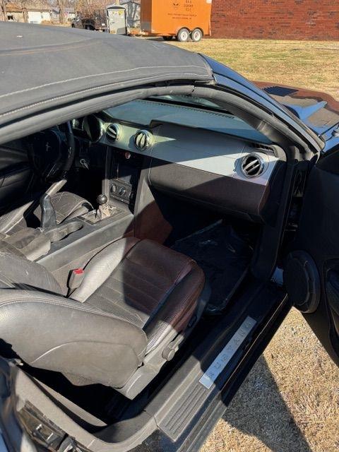 Ford Mustang GT Deluxe Convertible 2007