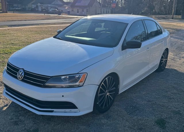 Volkswagen Jetta SE 6A 2016