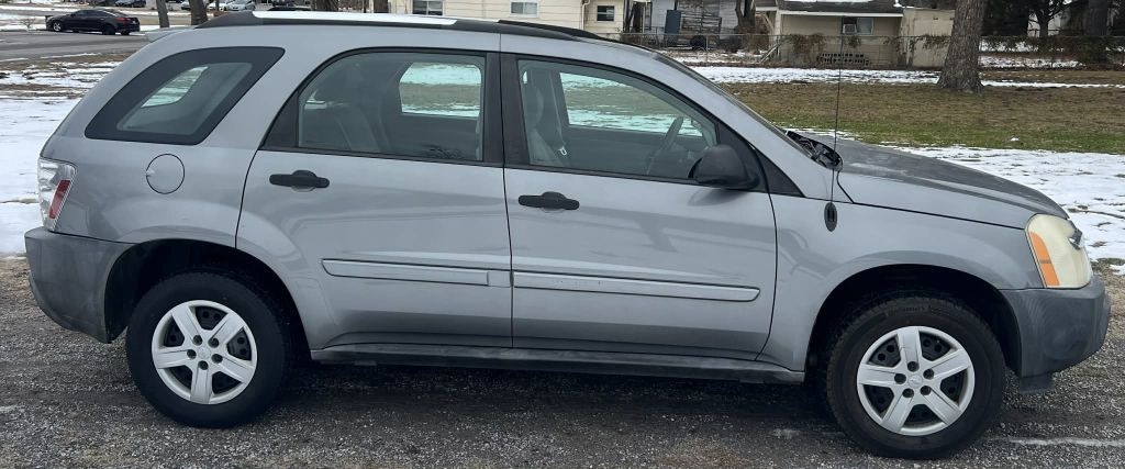 Chevrolet Equinox LS 2WD 2005