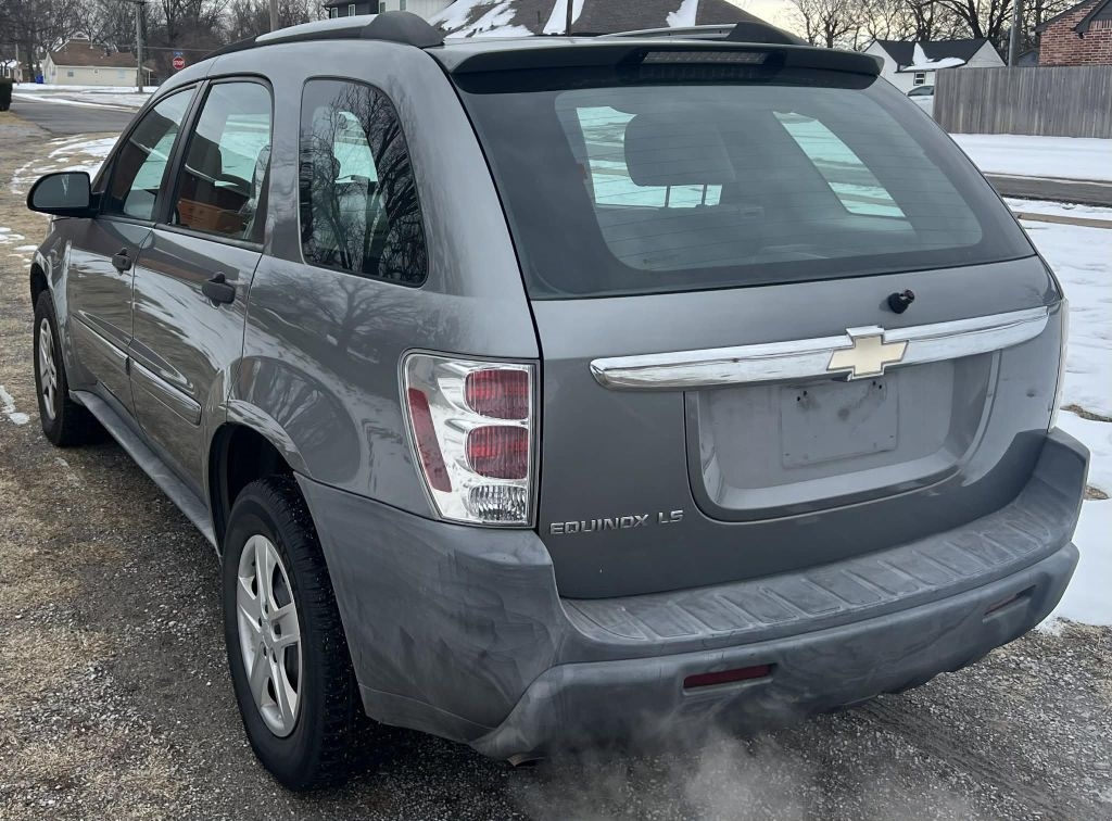 Chevrolet Equinox LS 2WD 2005