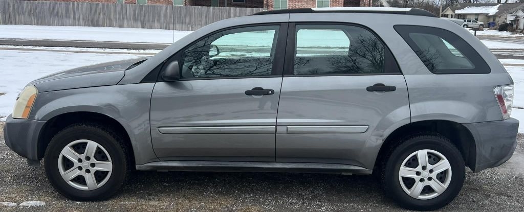 Chevrolet Equinox LS 2WD 2005