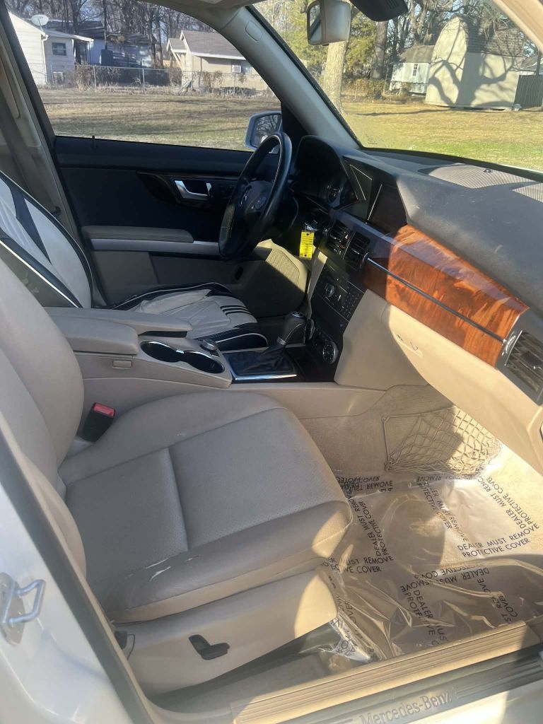 Mercedes-Benz GLK-Class GLK350 4MATIC 2012