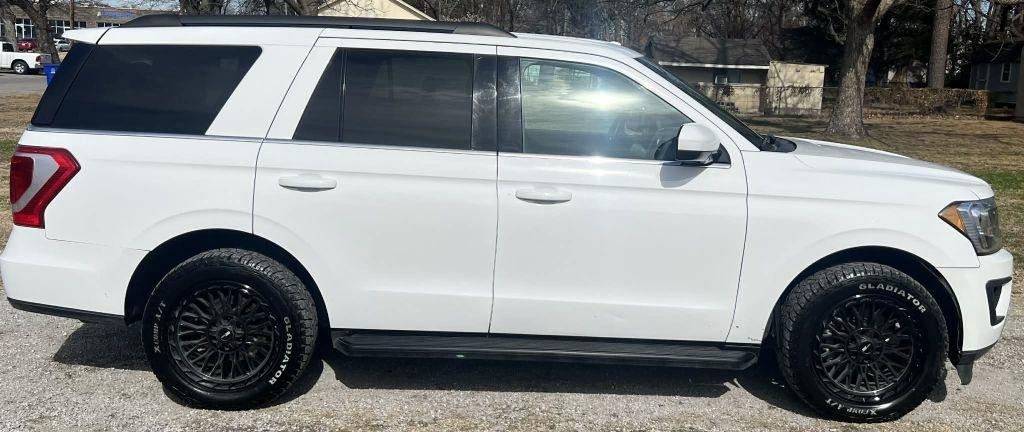 Ford Expedition XLT 2WD 2019