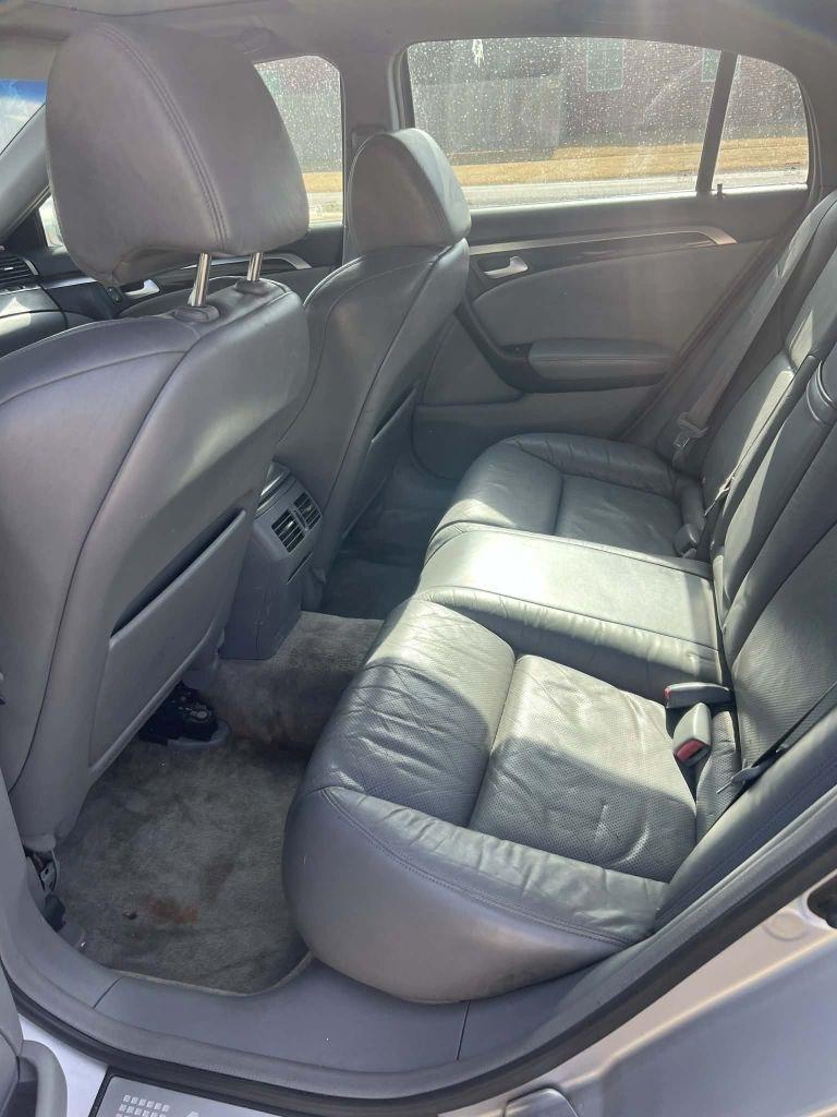 Acura TL 5-Speed AT 2005