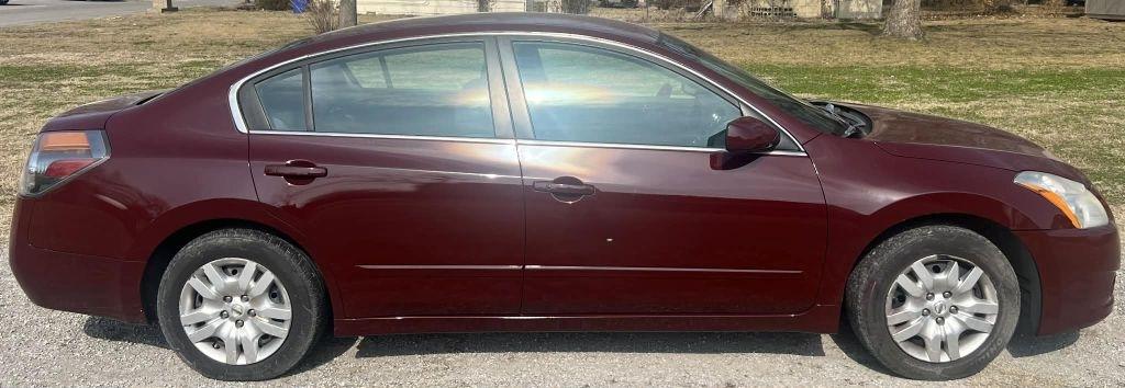 Nissan Altima 2.5 S 2012