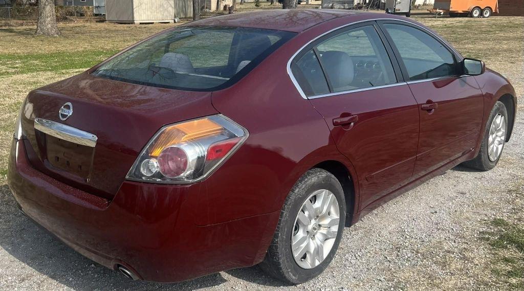 Nissan Altima 2.5 S 2012
