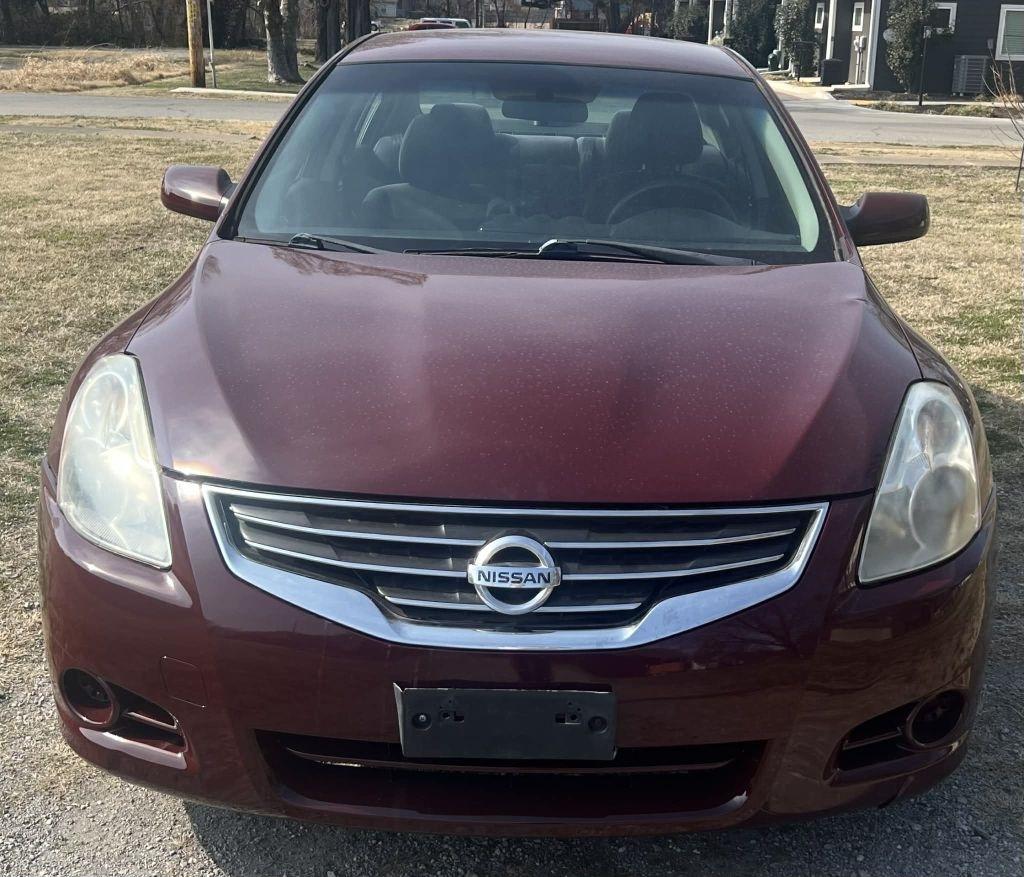 Nissan Altima 2.5 S 2012